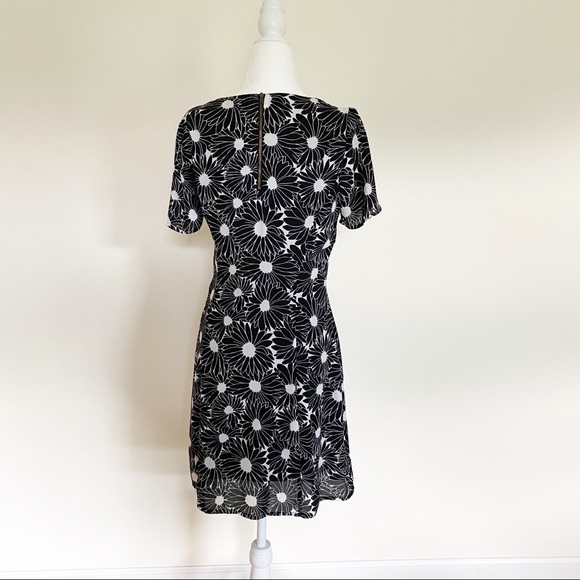 Anthropologie brand Daniel Rainn Sunflower Dress - Picture 2 of 5